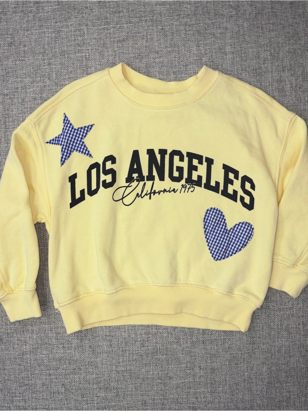 Zara Kids Yellow 'Los Angeles' Graphic Sweatshirt with Blue Patch Motifs